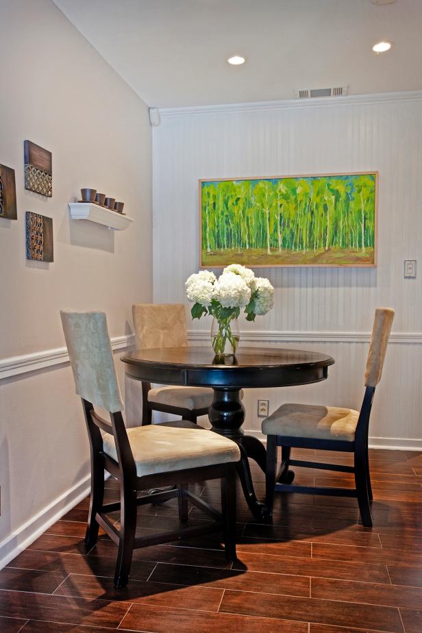 Cottage Style Breakfast Room With Beadboard Hgtv