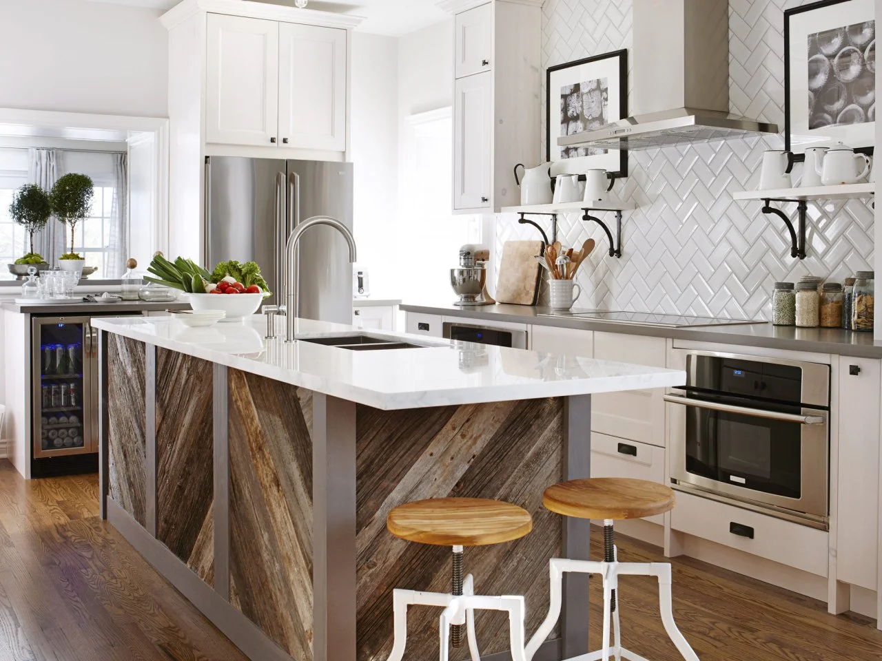 Sarah Richardson Cottage Kitchen