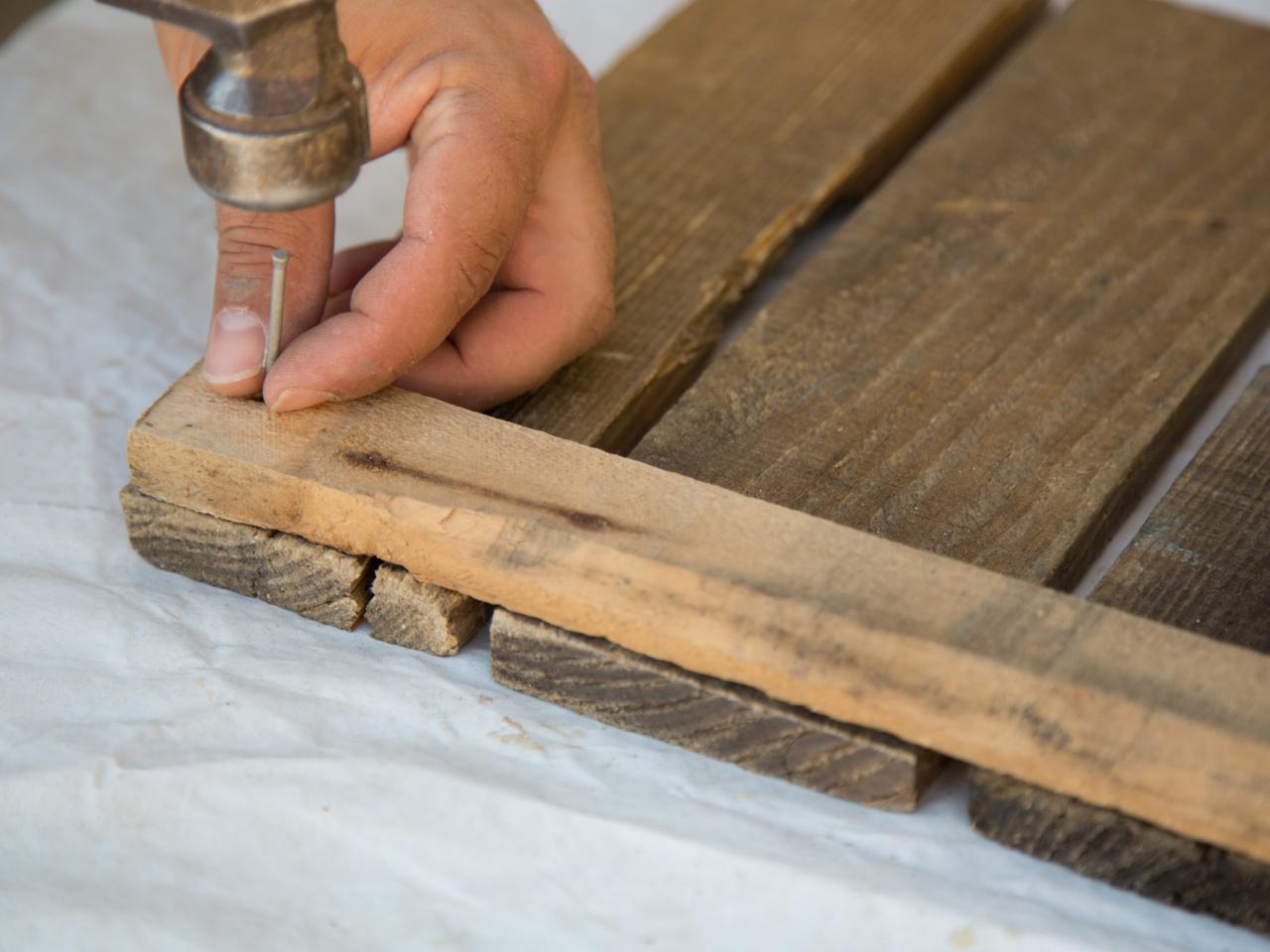 pallet wood dog bed