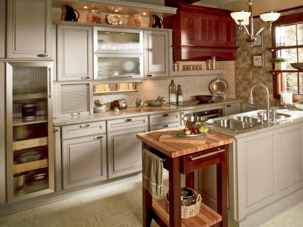 Traditional Gray Kitchen