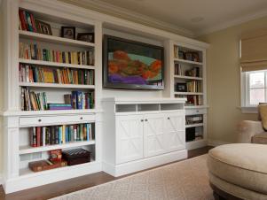 RS_Blanche-Garcia-white-transitional-living-room-built-ins_h