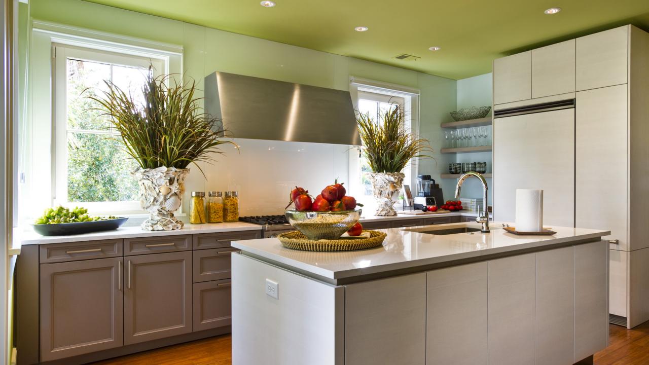 How to Decorate Kitchen Counters: HGTV Pictures & Ideas