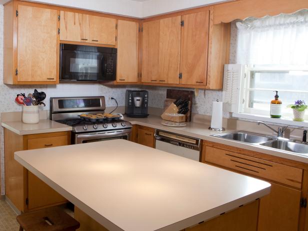 Updating Kitchen Cabinets Pictures, How To Install Countertops On Old Cabinets