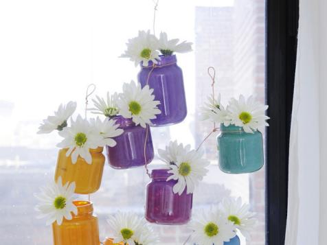 Upcycle Baby Food Jars Into Hanging Ombre Vases