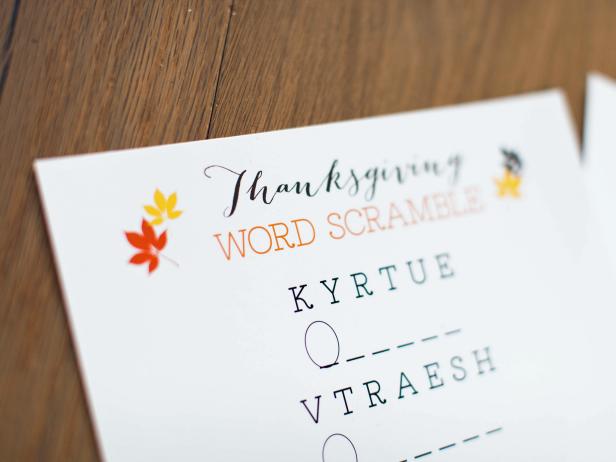 Download and print these fun worksheets to keep the kids busy on Thanksgiving! They will have so much fun figuring out the Thanksgiving words on the word scramble.
