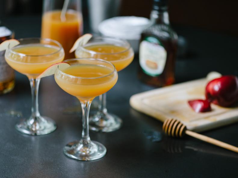 Apple Cider and Brandy Cocktail