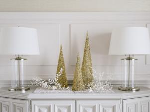 BPF_Holiday-House_interior_white-tablescape_buffet-styling_h