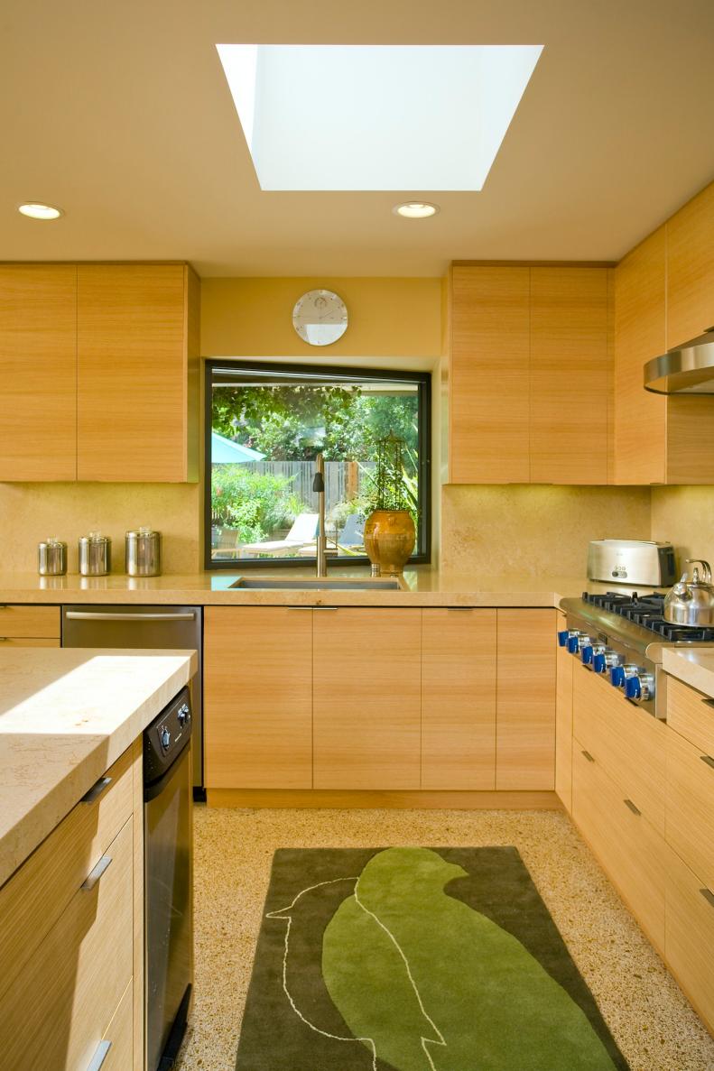Neutral Contemporary Kitchen With Light Oak Cabinets