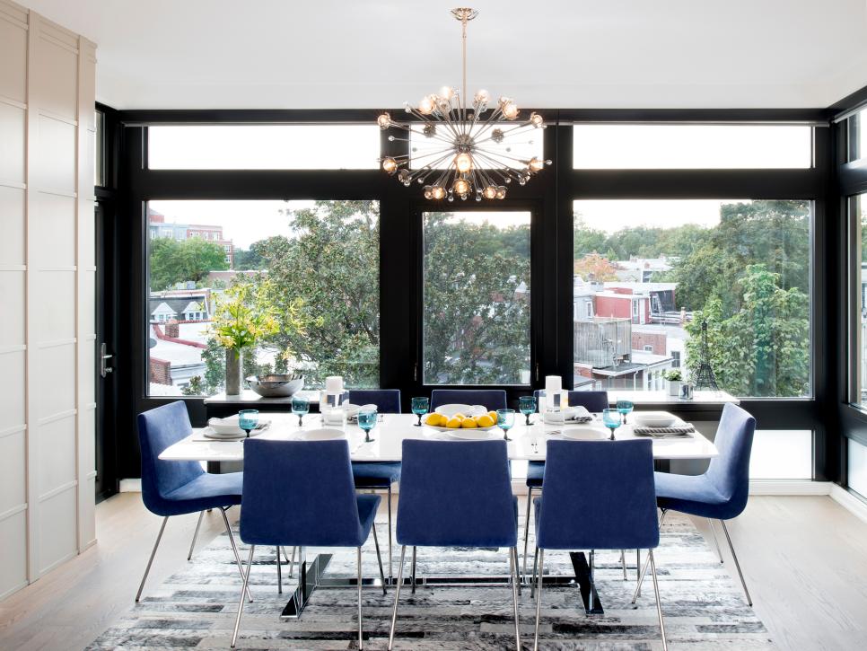 Dining Room With Blue Chairs On, Glass Dining Table With Navy Blue Chairs