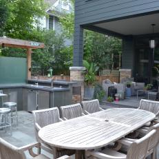 Outdoor Dining Area and Kitchen With Grill