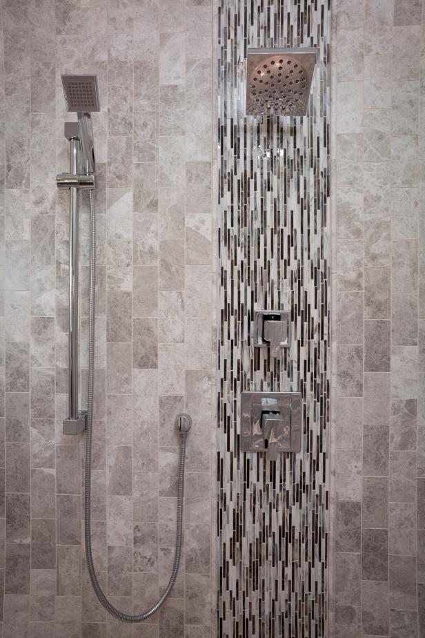 Modern Gray Shower With Vertical Black, Accent Tile In Shower