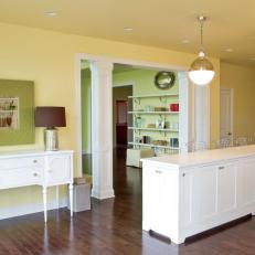 Inviting Open-Plan Kitchen For Entertaining