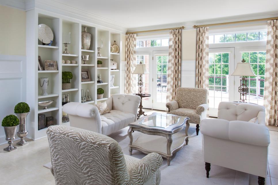 Traditional Neutral Sitting Room With Neutral Furnishings