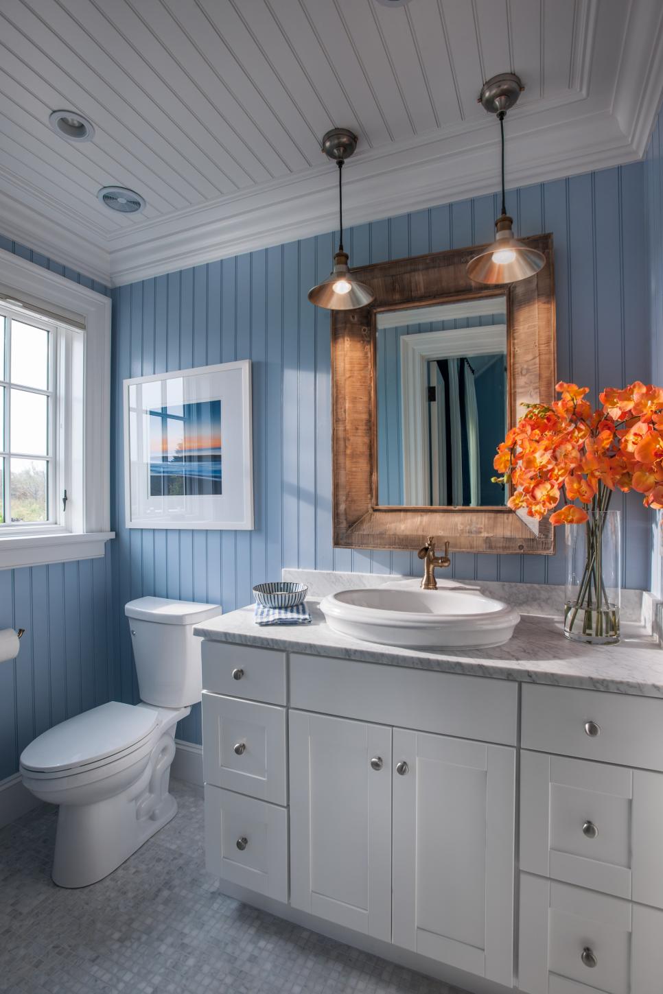 Nautical Guest Bathroom | HGTV