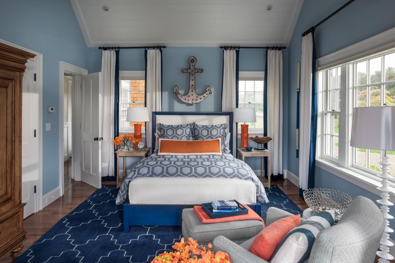 HGTV 2015 Dream House blue bedroom