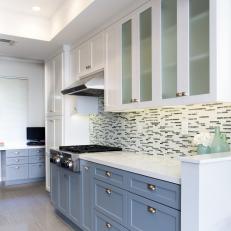 White Kitchen with Two-Toned Cabinets