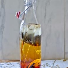 Tea-Infused Champagne Cocktail Bottle