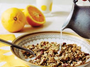 CI_Heather-Crosby-YU-orange-pepita-granola-recipe_v