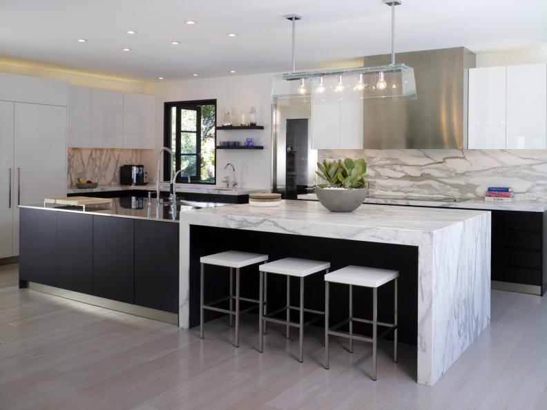 Modern Black & White Kitchen With Marble Island & Metal Barstools