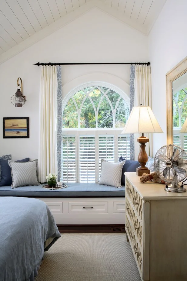 How to Dress Short Bedroom Windows: Stylish Ideas That Transform