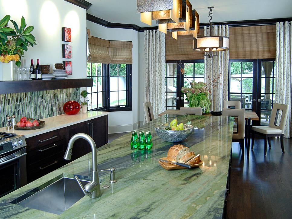White Kitchen Countertops Pictures, What Color Goes Good With Green Countertops