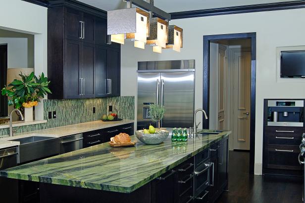 S Best Kitchen Countertop Pictures, What Color Backsplash Goes With Green Countertops
