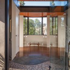 Margot-Mandel_Design-ReVUE-Studio_Pivot-Door