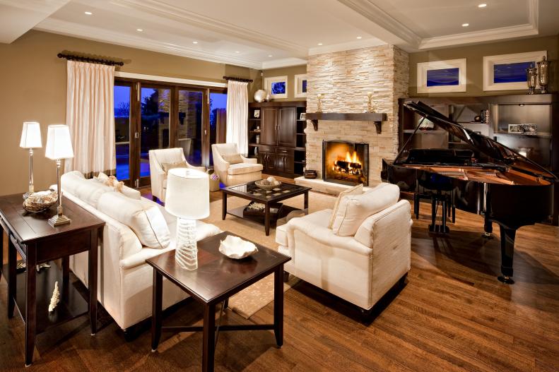 Neutral Traditional Living Room With White & Brown Furnishings