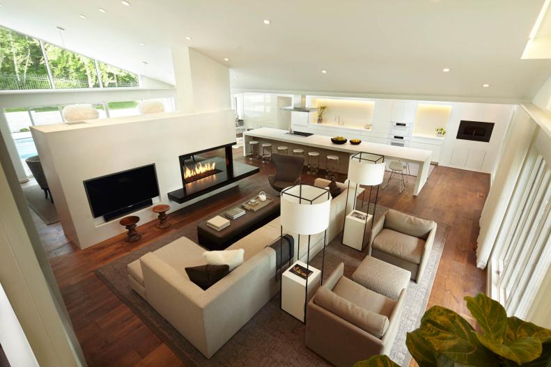 Modern White Living Room With Fireplace 