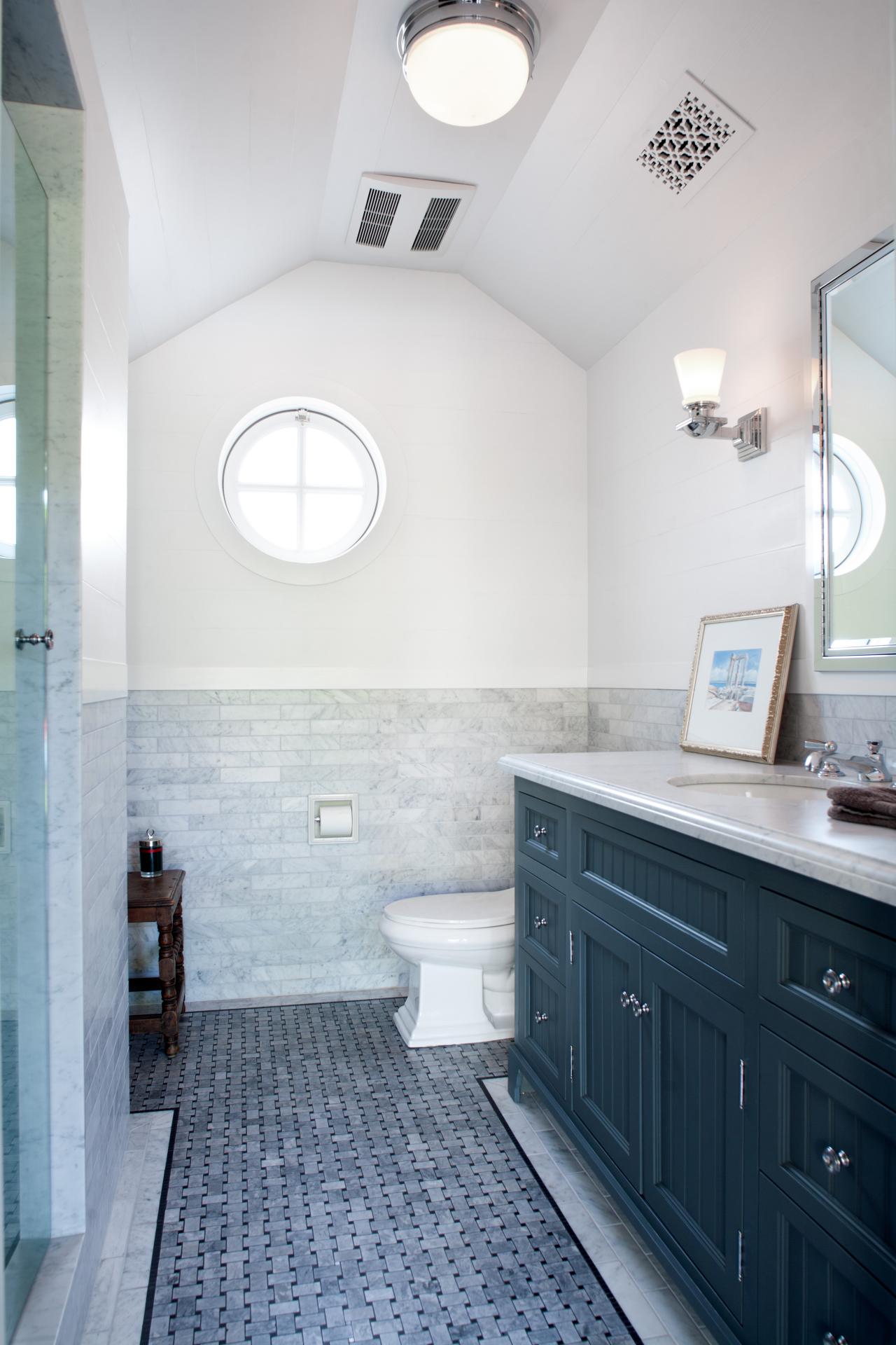 Best Bathroom Flooring Ideas Diy, What Flooring Is Best For A Small Bathroom