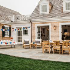 Backyard clambake decorations