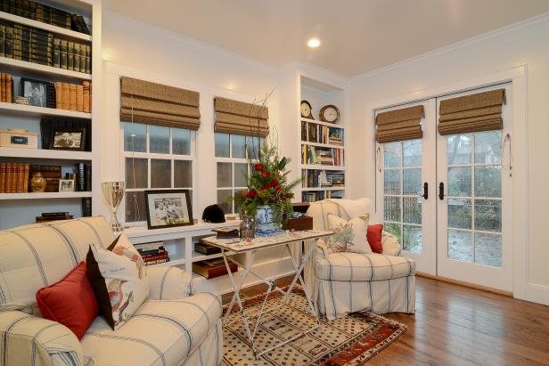 Equestrian Details In Farmhouse Sitting Room Hgtv