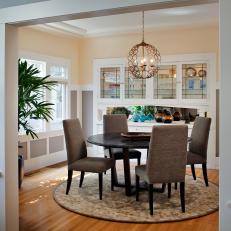 Craftsman Dining Room With Round Table