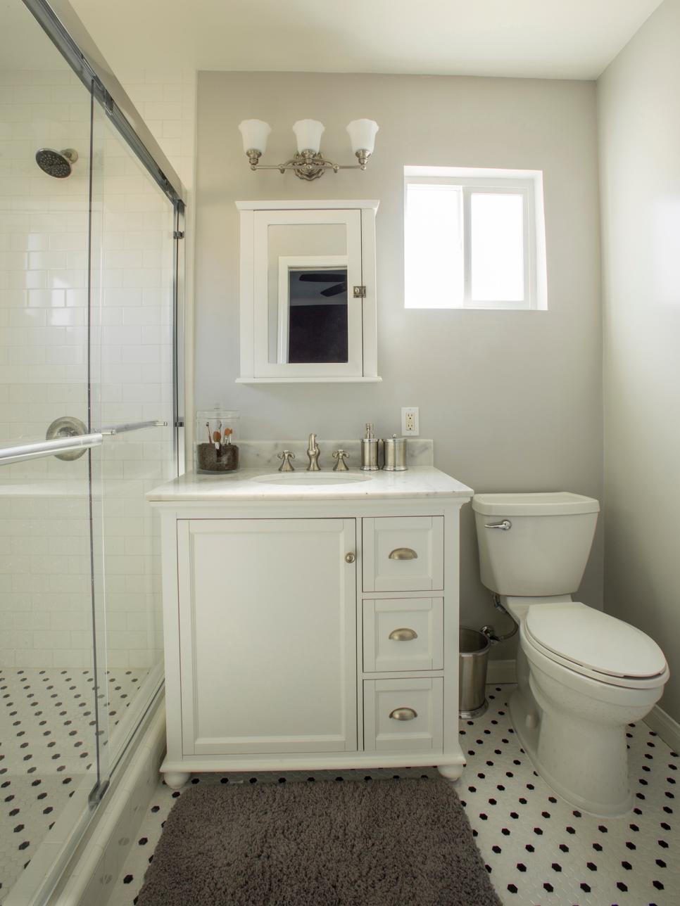 Light Gray Bathroom With Black & White Flooring | HGTV