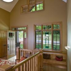 Craftsman Entryway With Vaulted Ceiling