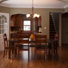 1940's Craftsman: Archway Adjoining Rooms