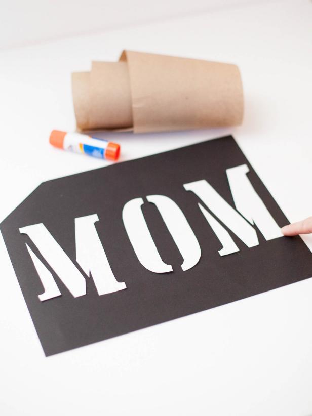 DIY "Mom" Centerpiece for Mother's Day