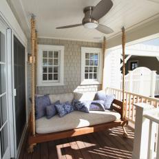 Cozy Swinging Patio Daybed