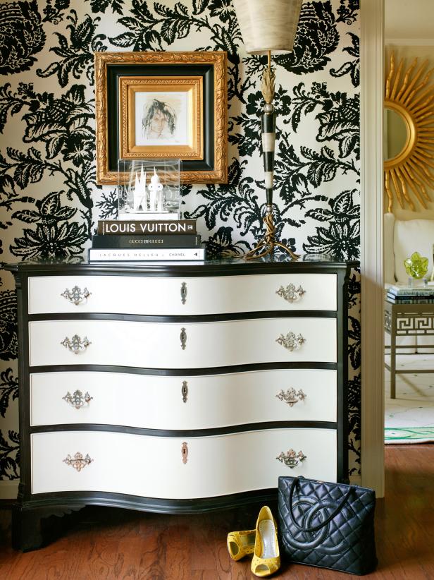 15 Black And White Bedrooms Hgtv