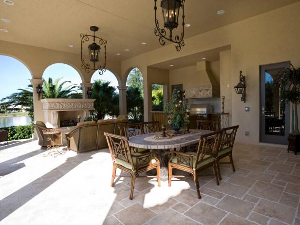 elegant outdoor dining