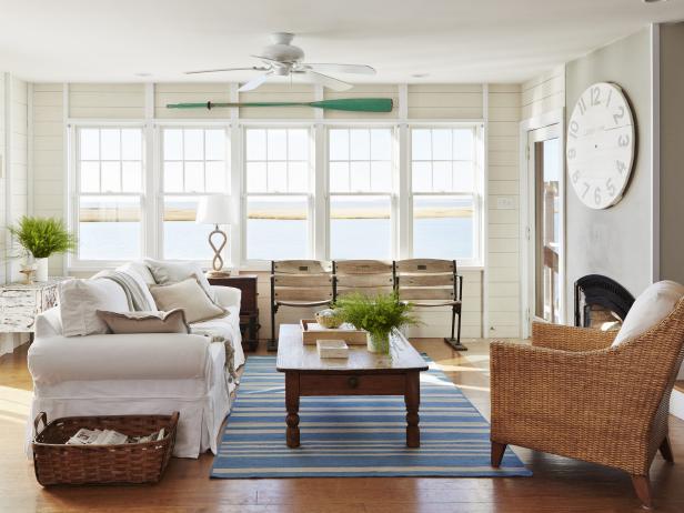Coastal Living Room Ideas – HGTV.com