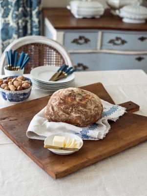 How to Collect and Decorate with Antique Bread Boards - Tidbits&Twine