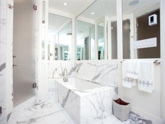 Luxurious Marble Bathroom 