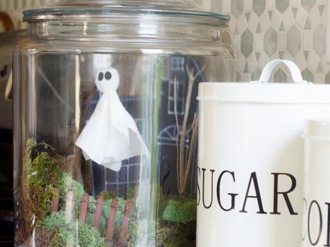 How to Make a Haunted Terrarium for Halloween