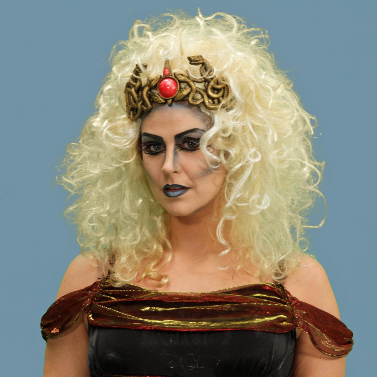 Adult Halloween Makeup Tutorial: Medusa