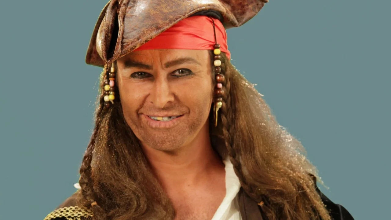 Halloween Makeup Tutorial: Pirate | HGTV