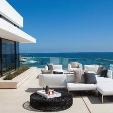 Luxurious Oceanside Outdoor Living Area
