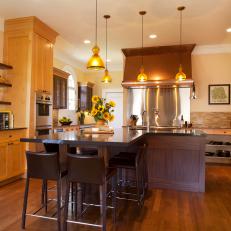 Golden Contemporary Kitchen Oozes Warmth, Comfort