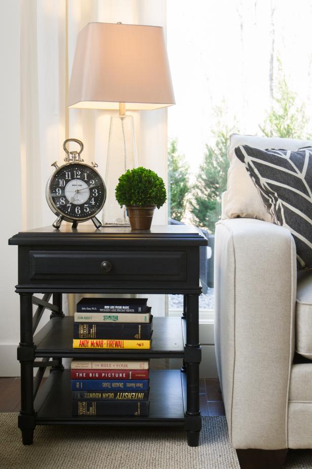How To Decorate A Side Table In Living Room