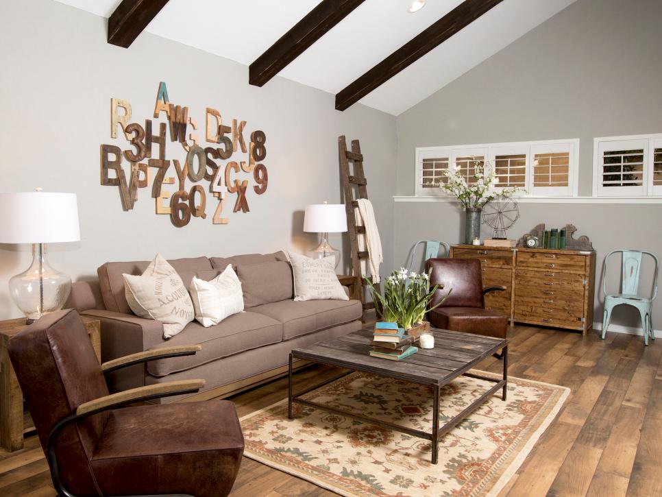 Wall Art Ideas From Chip And Joanna Gaines Fixer Upper Welcome Home With Hgtv - Windmill Wall Decor Ideas